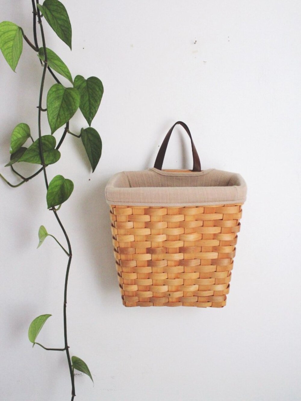 Vintage Handwoven Wall Hanging Basket Fabric Liner Leather Handle Storage Decor